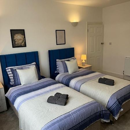 Smart Guest Rooms Fast Access To Central London Via Piccadilly Line New Southgate Extérieur photo